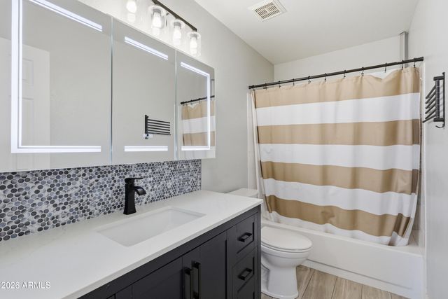2744 E BROOKWOOD Court, Phoenix, AZ 85048