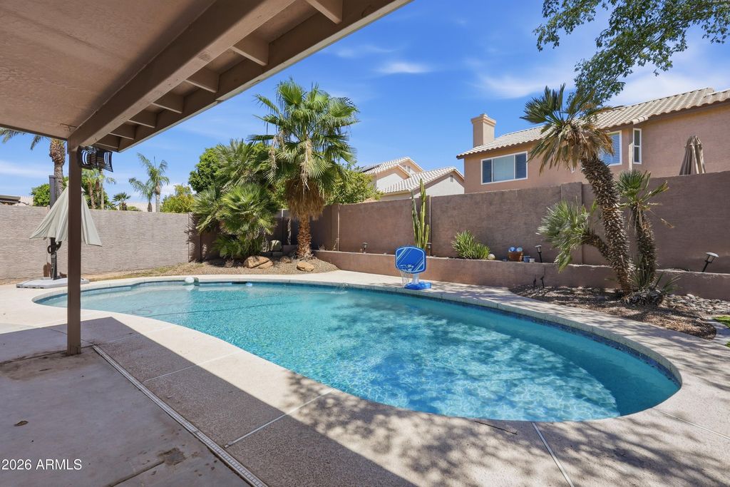 2744 E BROOKWOOD Court, Phoenix, AZ 85048 — photo 2