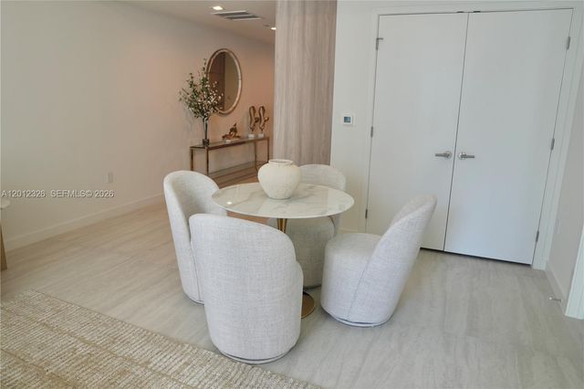 77 SE 5th Street 2414, Miami, FL 33131
