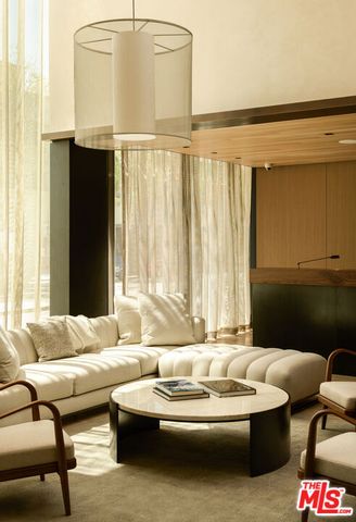 8899 Beverly Boulevard 4F, West Hollywood, CA 90048