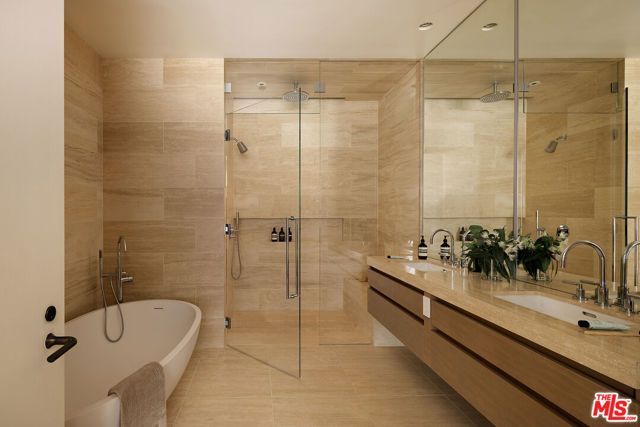 8899 Beverly Boulevard 4F, West Hollywood, CA 90048