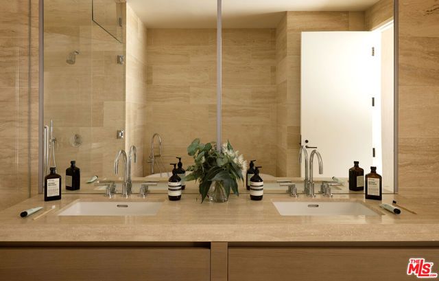 8899 Beverly Boulevard 4F, West Hollywood, CA 90048