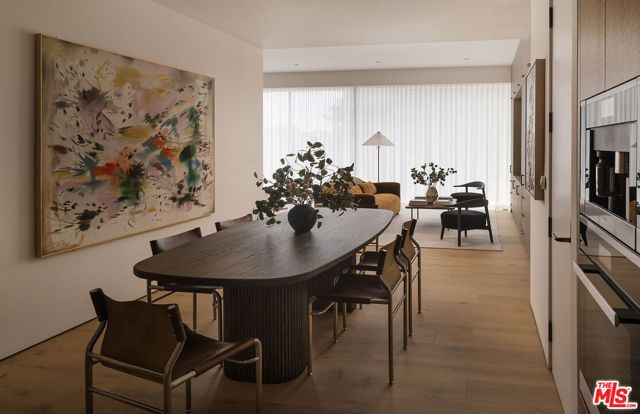 8899 Beverly Boulevard 4F, West Hollywood, CA 90048