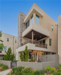 111 Bosque, Irvine, CA 92618
