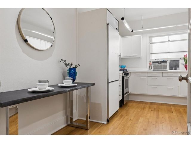 1515 E 9th Ave 302, Denver, CO 80218
