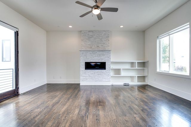 800 13th Ave, S, Nashville, TN 37203
