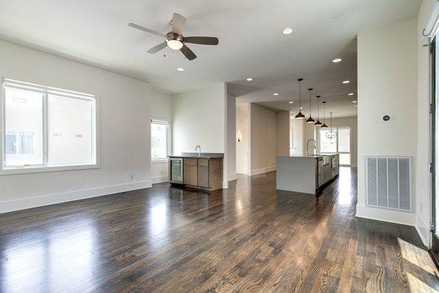 800 13th Ave, S, Nashville, TN 37203