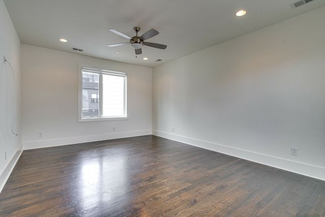 800 13th Ave, S, Nashville, TN 37203