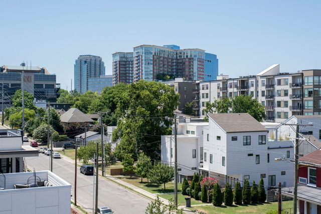 800 13th Ave, S, Nashville, TN 37203