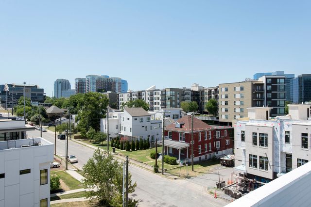 800 13th Ave, S, Nashville, TN 37203