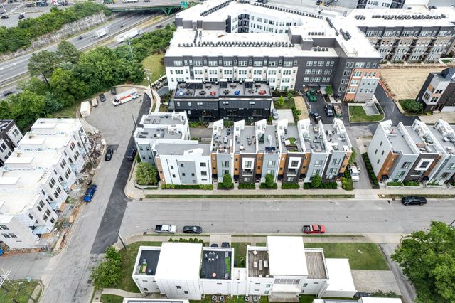 800 13th Ave, S, Nashville, TN 37203