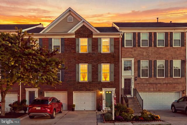 13020 ROSE PETAL CIR, Herndon, VA 20171