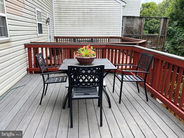 13020 ROSE PETAL CIR, Herndon, VA 20171