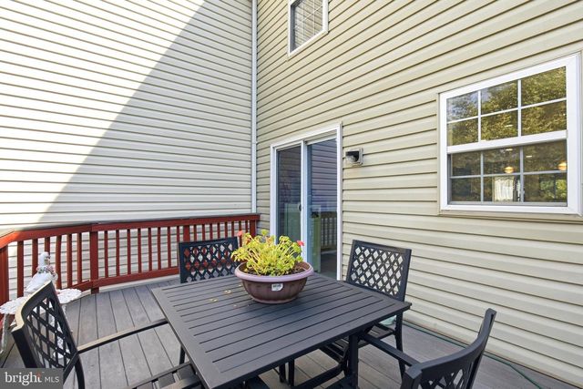 13020 ROSE PETAL CIR, Herndon, VA 20171