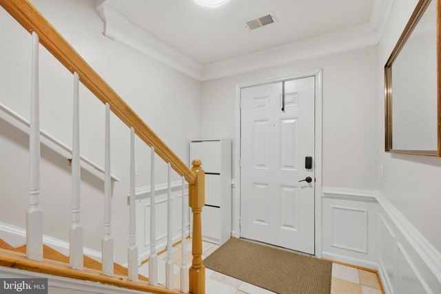 13020 ROSE PETAL CIR, Herndon, VA 20171