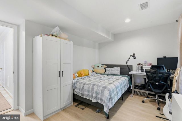 13020 ROSE PETAL CIR, Herndon, VA 20171