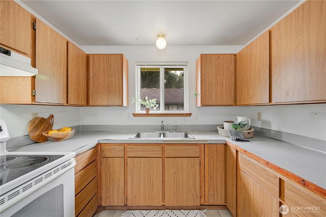 2515 Sherman Street, Port Townsend, WA 98368