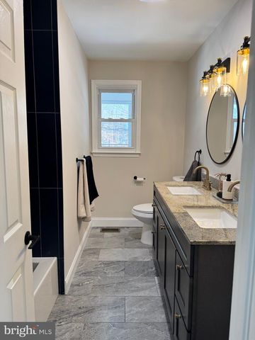 220 VAN HORN AVE, Clementon, NJ 08021