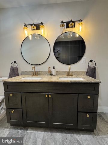 220 VAN HORN AVE, Clementon, NJ 08021