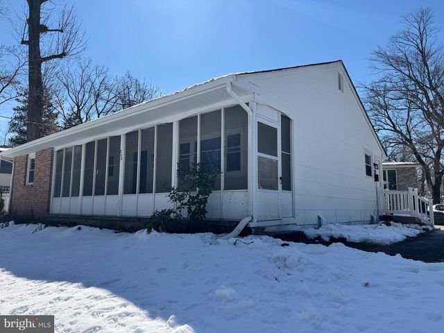 220 VAN HORN AVE, Clementon, NJ 08021