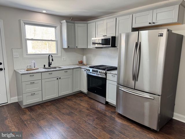 220 VAN HORN AVE, Clementon, NJ 08021