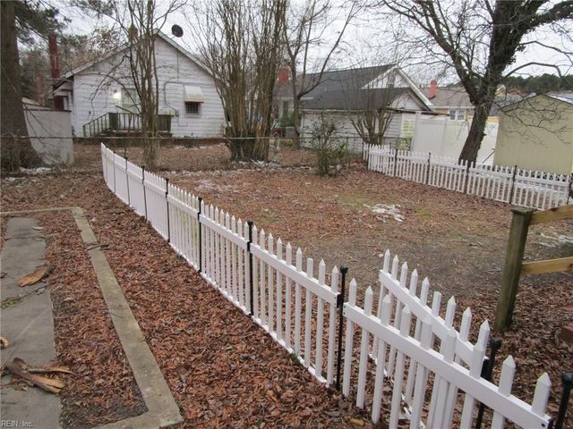 373 Schley AVE, Hampton, VA 23661