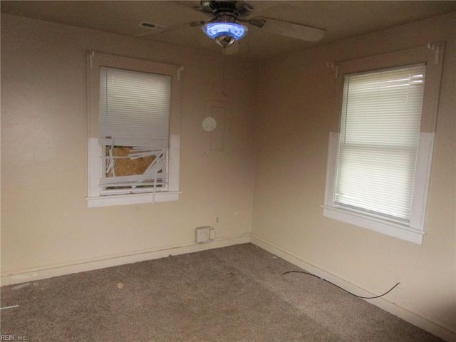 373 Schley AVE, Hampton, VA 23661