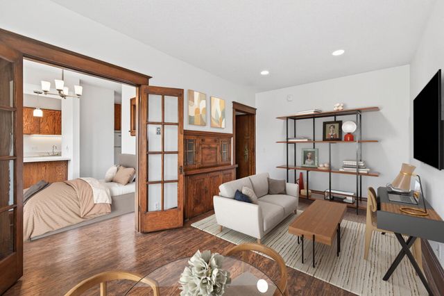 391 Laurel Avenue 304, Saint Paul, MN 55102