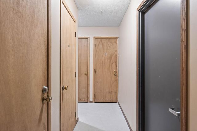 391 Laurel Avenue 304, Saint Paul, MN 55102