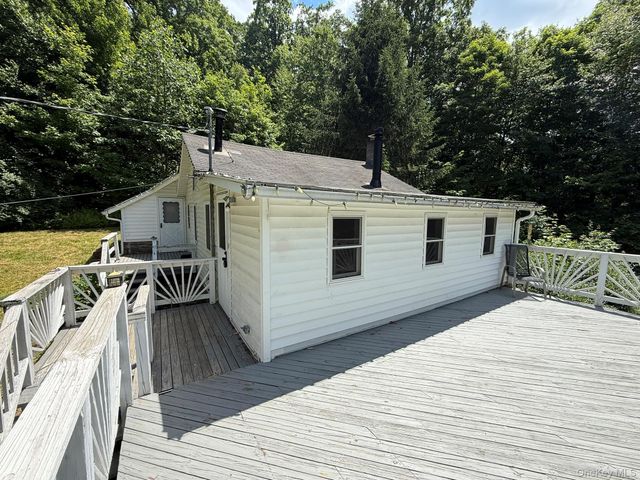 25 Gloria Trail, Monroe, NY 10950