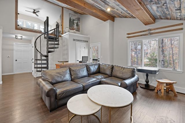 24 North Branch Road, Winhall, VT 05340