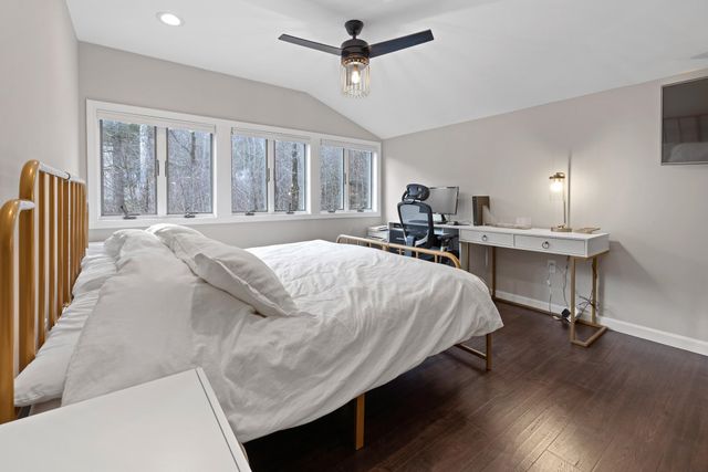 24 North Branch Road, Winhall, VT 05340