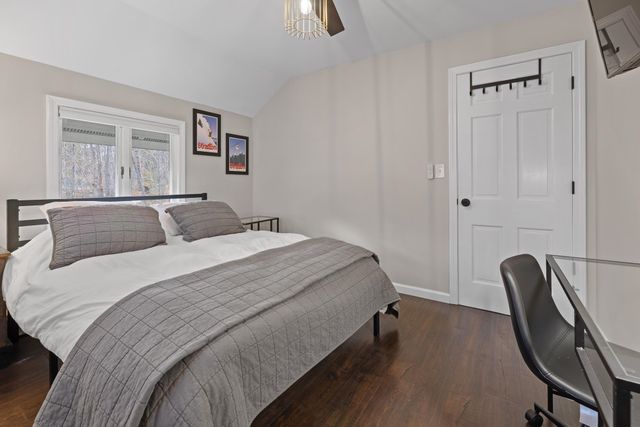 24 North Branch Road, Winhall, VT 05340