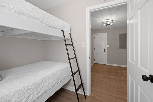 24 North Branch Road, Winhall, VT 05340