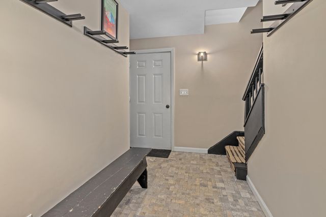 24 North Branch Road, Winhall, VT 05340