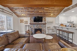 24 North Branch Road, Winhall, VT 05340