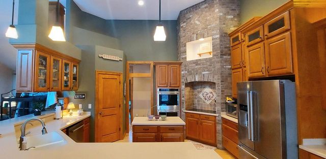 4451 Hartstone DRIVE, Slinger, WI 53086