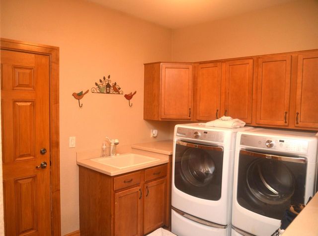 4451 Hartstone DRIVE, Slinger, WI 53086