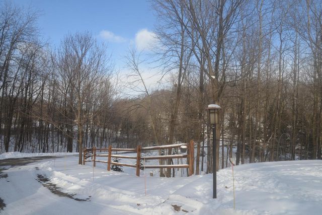 4451 Hartstone DRIVE, Slinger, WI 53086