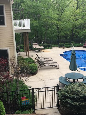 4451 Hartstone DRIVE, Slinger, WI 53086