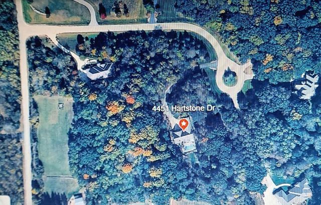 4451 Hartstone DRIVE, Slinger, WI 53086