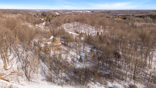 4451 Hartstone DRIVE, Slinger, WI 53086
