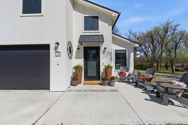 128 S Jackson Street, Broken Arrow, OK 74012