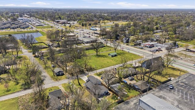 128 S Jackson Street, Broken Arrow, OK 74012