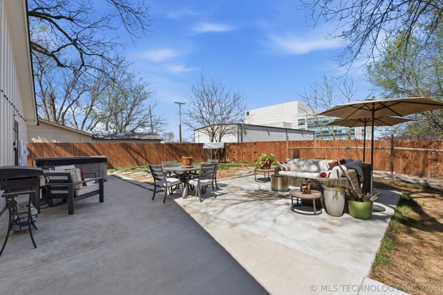 128 S Jackson Street, Broken Arrow, OK 74012