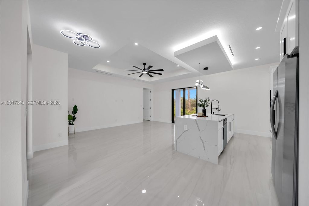 Image 16 of property listing at 301 E 17th St, Lehigh Acres, FL 33972