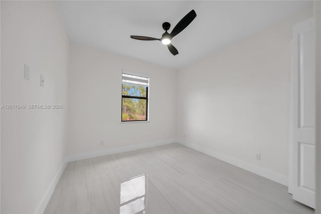 Image 29 of property listing at 301 E 17th St, Lehigh Acres, FL 33972