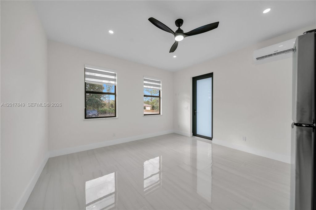Image 36 of property listing at 301 E 17th St, Lehigh Acres, FL 33972