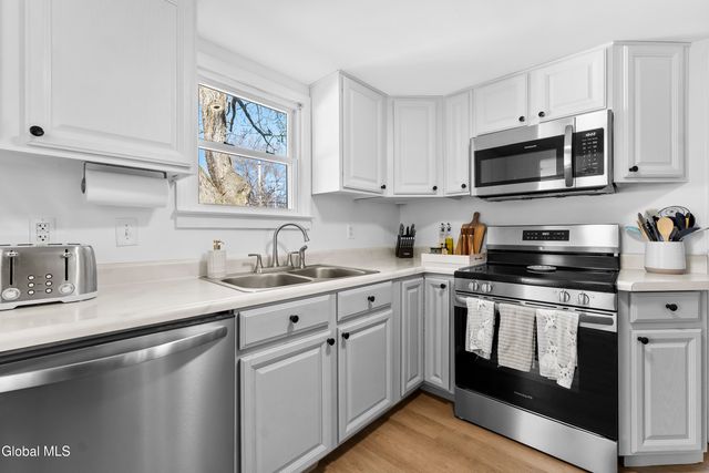 47 Feeder Dam Road, Moreau, NY 12803