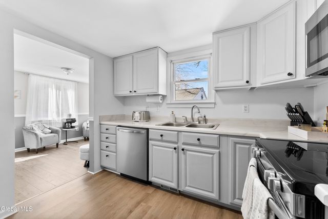 47 Feeder Dam Road, Moreau, NY 12803